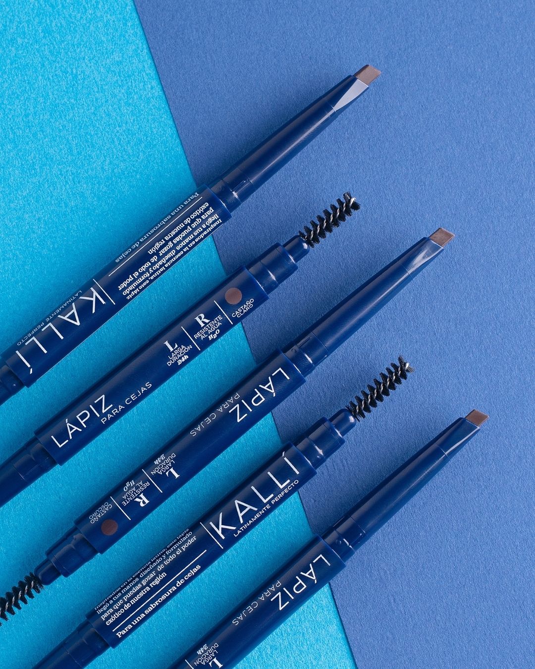 Lápiz Kallí para diseño y definición de cejas disponible en Samsara Madrid.